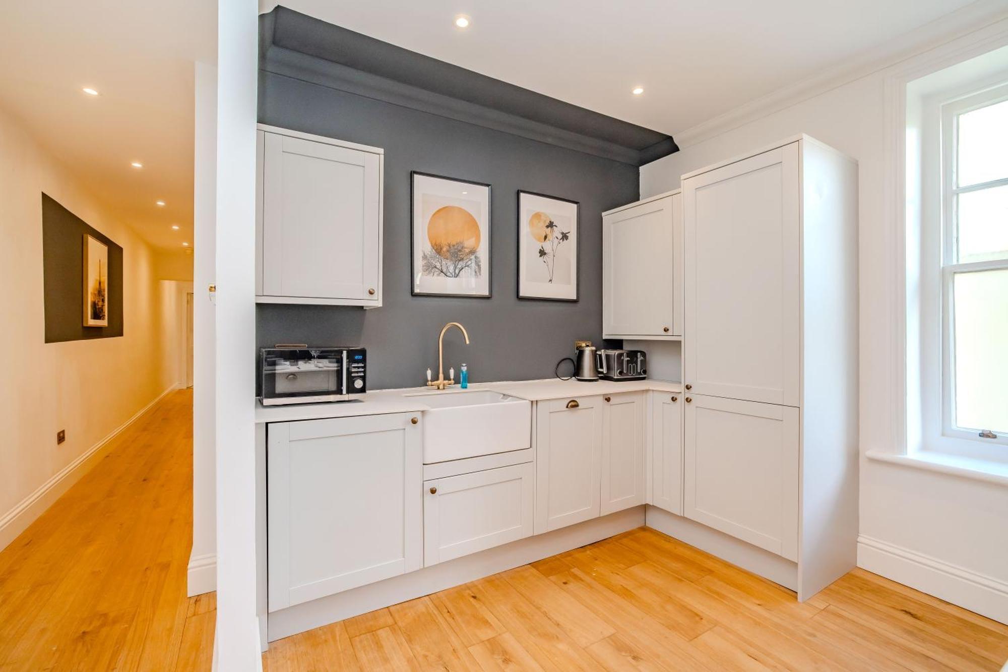 Apartment Luxe Coastal Escape L 2-bedroom Flat Free Parking